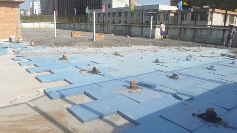 外墙XPS挤塑板B1级参数解析：关键指标与施工要点**